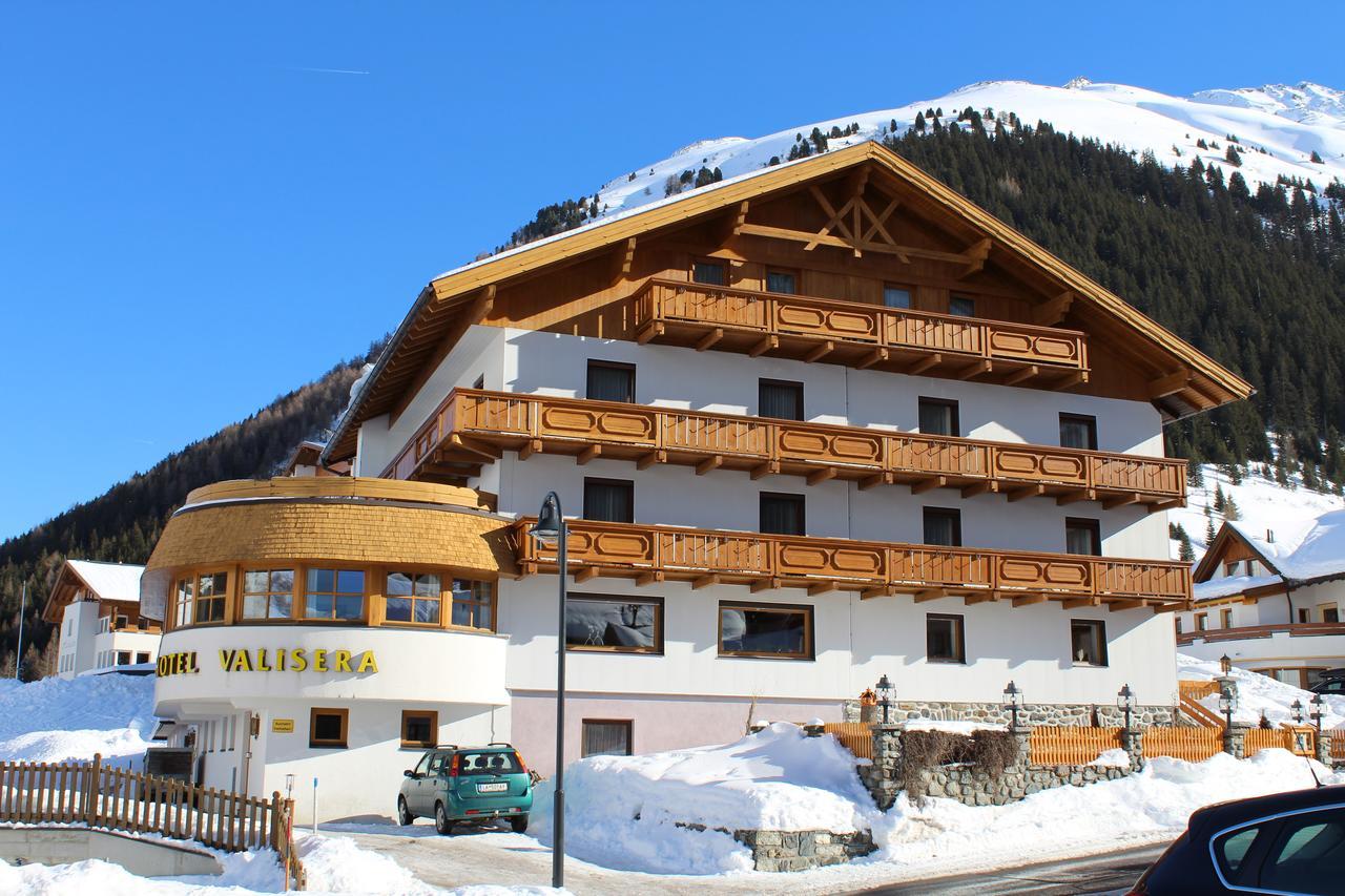 Hotel Valisera Galtuer Exterior photo
