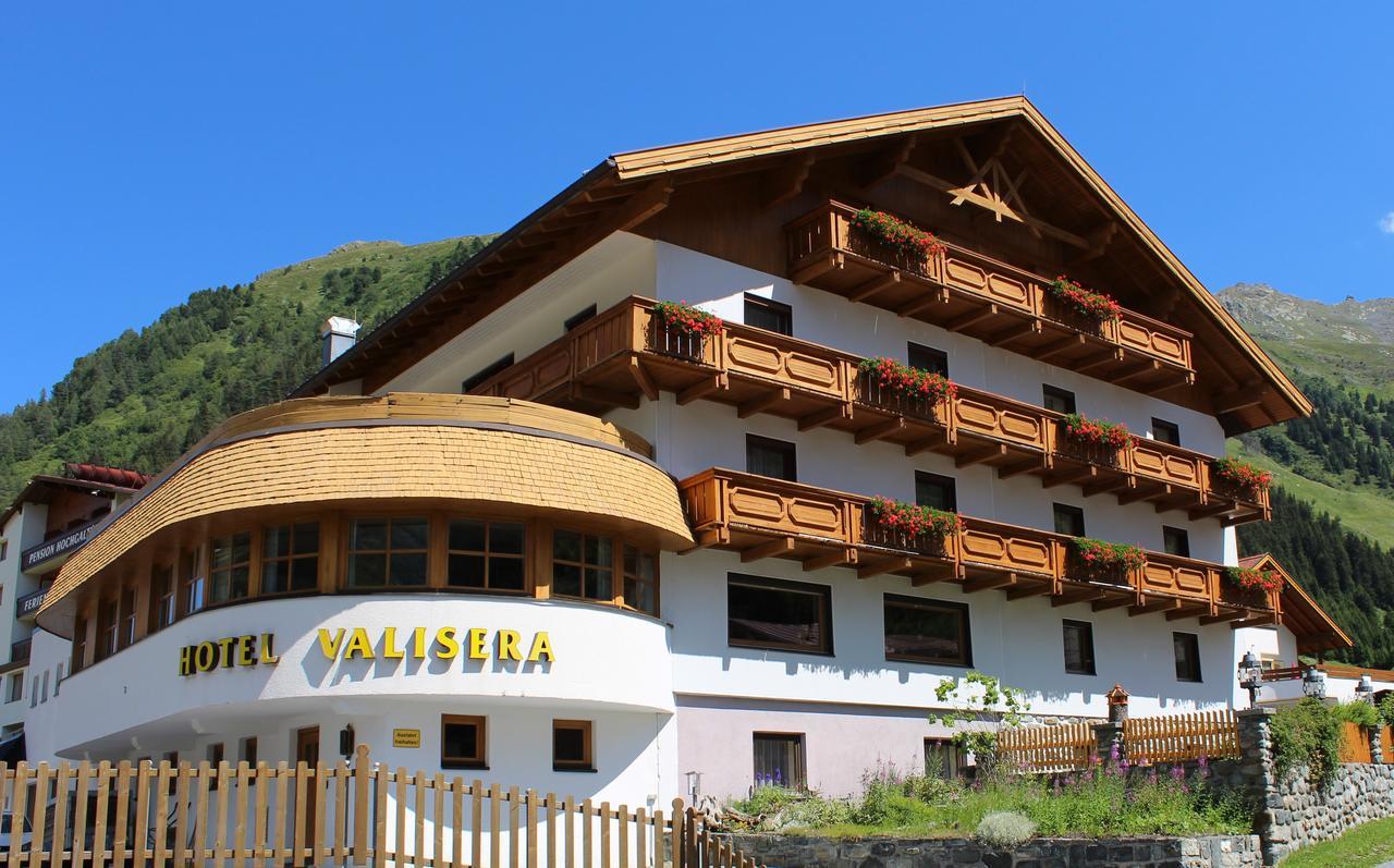 Hotel Valisera Galtuer Exterior photo